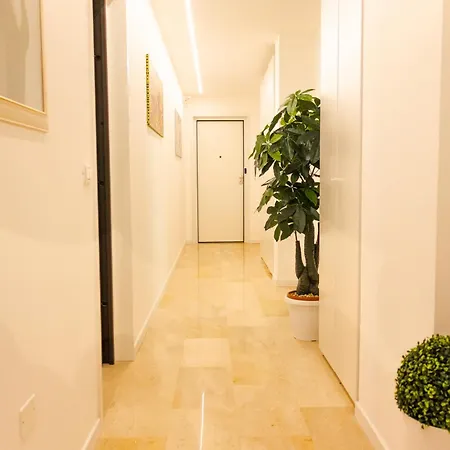 Moderno E Luminoso, Business 3a Διαμέρισμα