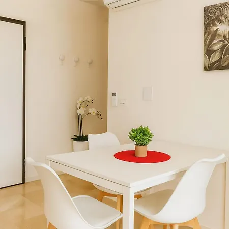 Moderno E Luminoso, Business 3a